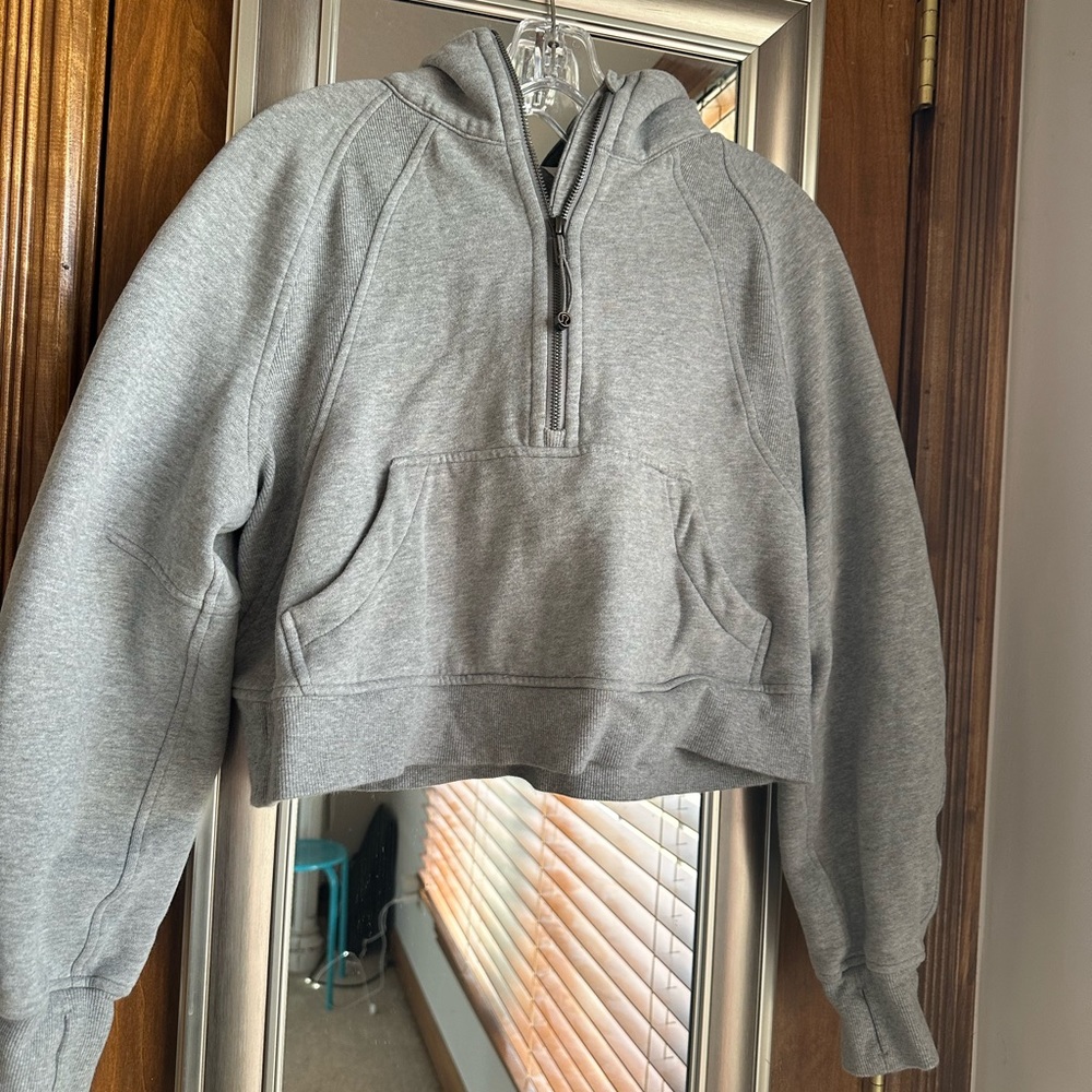 Lululemon Scuba 1/4 zip, size XS/S